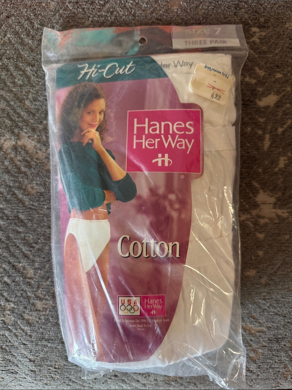 VTG Hanes Her Way Women’s Hi-Cut Cotton Briefs, Pack of 3, 1995, never opened